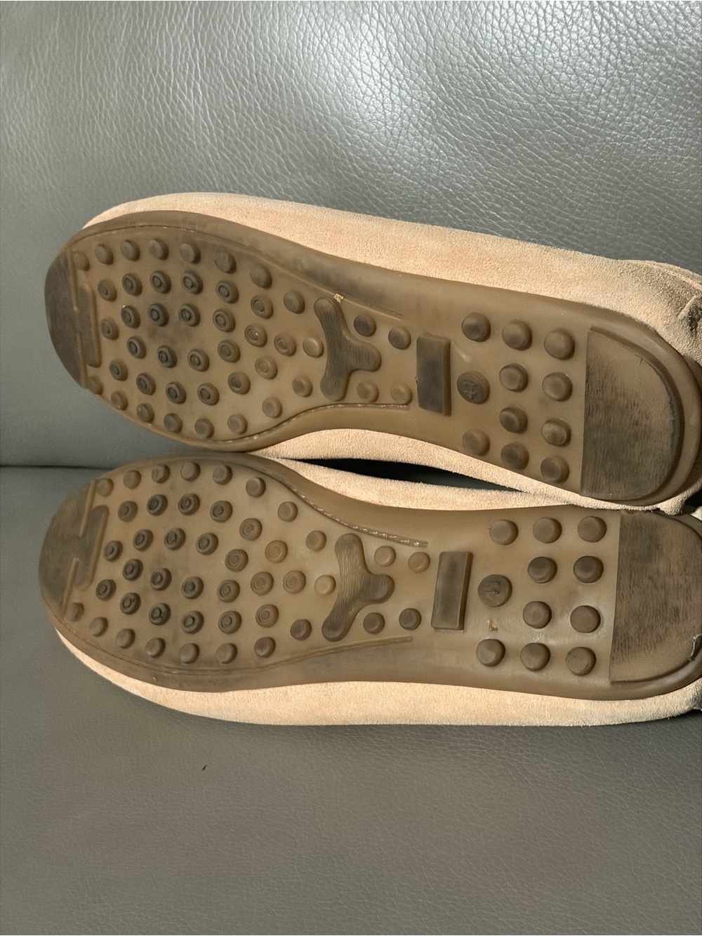 PIERO MASETTI Leather Loafers with Chain Accent - Beige - Picture 9 of 9